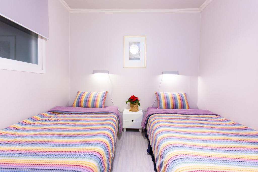 Oh Blue Guesthouse Сеул Номер фото