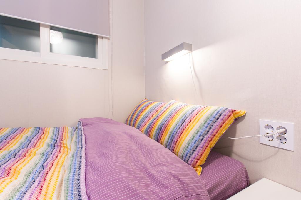 Oh Blue Guesthouse Сеул Номер фото